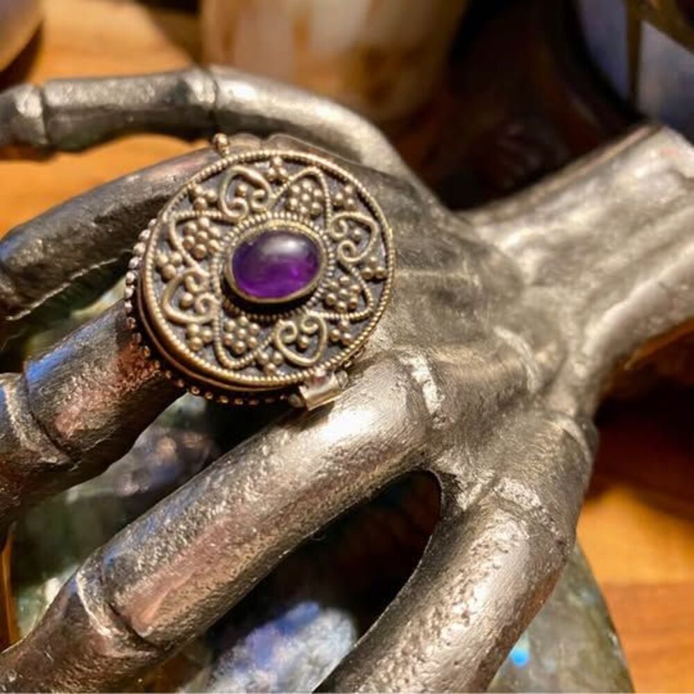 Handcrafted Amethyst Sterling 925 Poison Locket Ring- Size 6.75